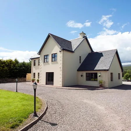 Bed and Breakfast West Cork Way 4*